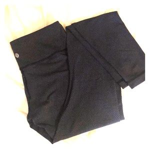 Lululemon diamond dot printed Wunder Under Pant